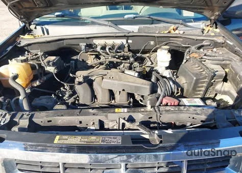 2008 Ford Escape Xlt z USA, uszkodzony, nr VIN 1FMCU93148KB08708